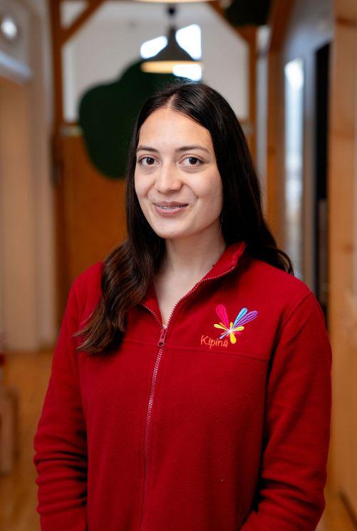 Teacher Assistant Miss Andra